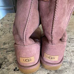 Purple size 7 UGGS